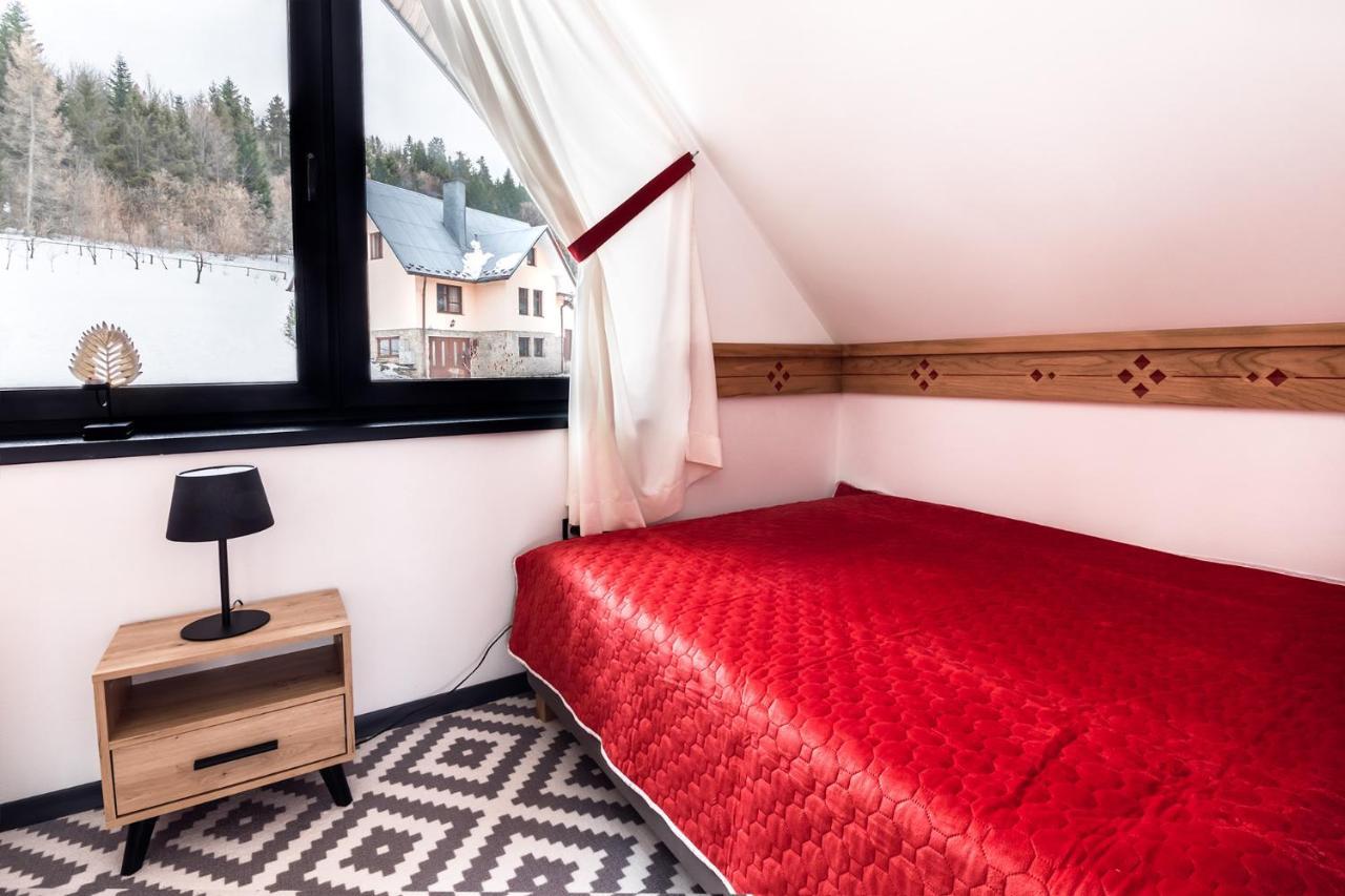 Fajne Chaty - Rodzinny Wypoczynek W Gorach Falsztyn Extérieur photo